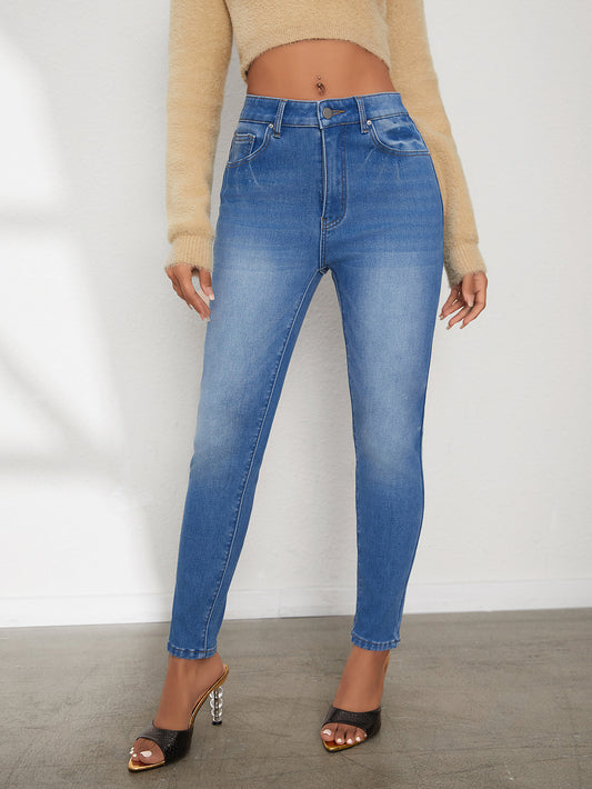 hoge taile jeans